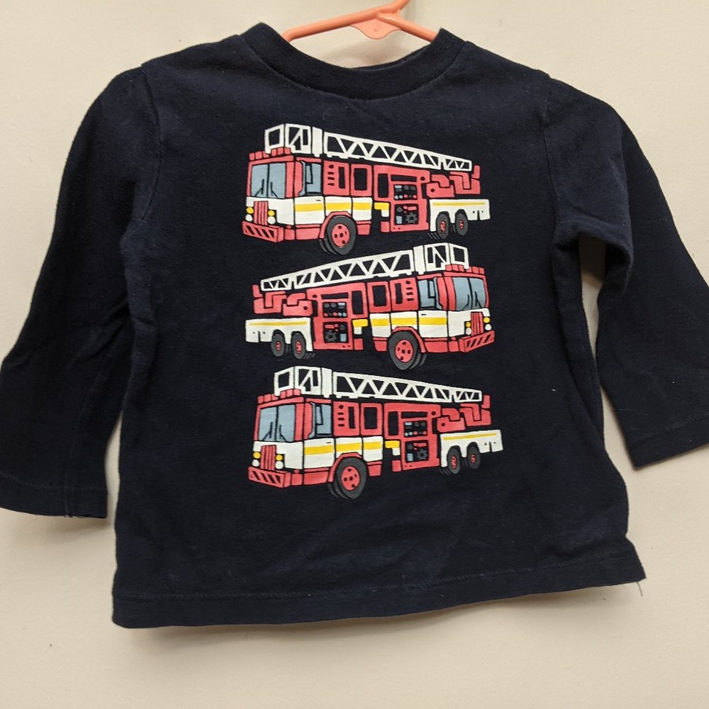 Baby Gap Fire Truck T-Shirt - EUC - 12-18m